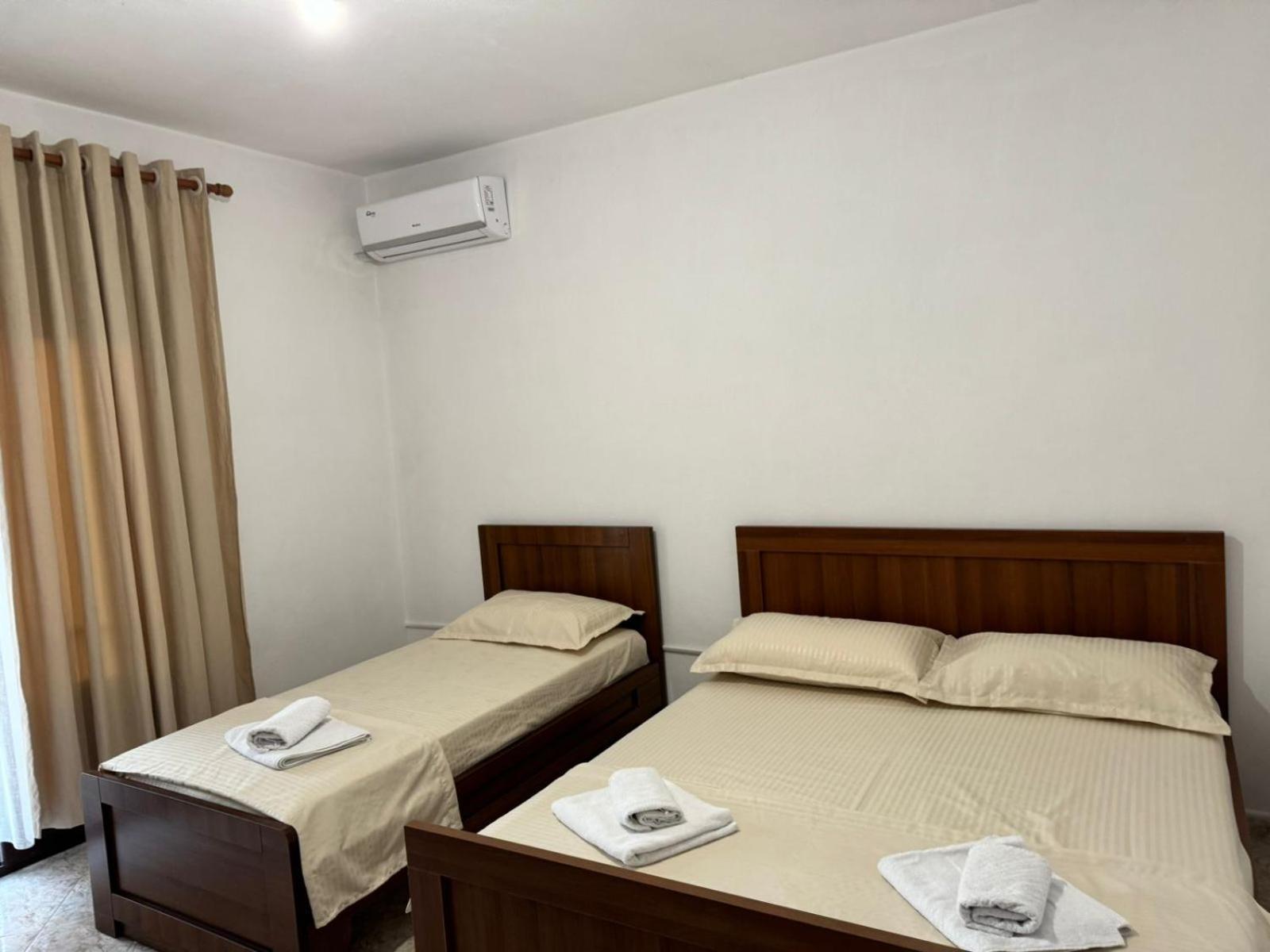 Melas Villa Durrës Kültér fotó