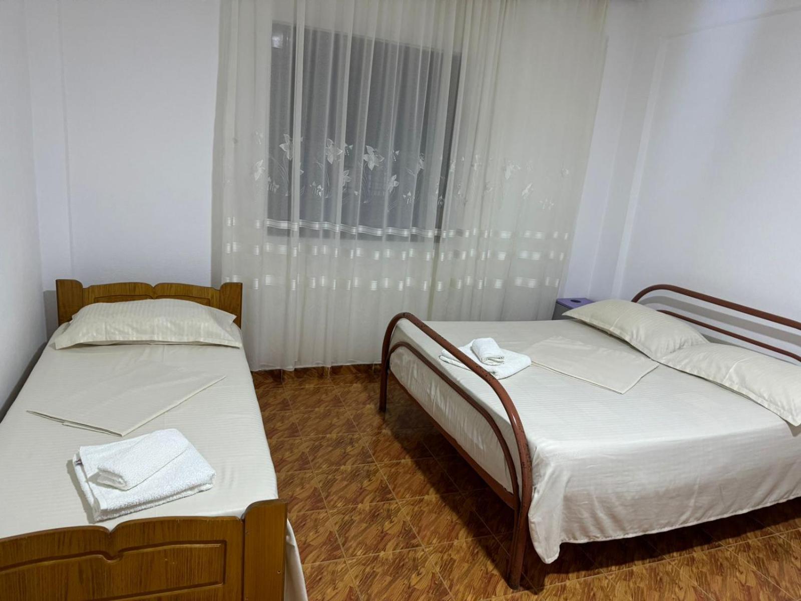 Melas Villa Durrës Kültér fotó