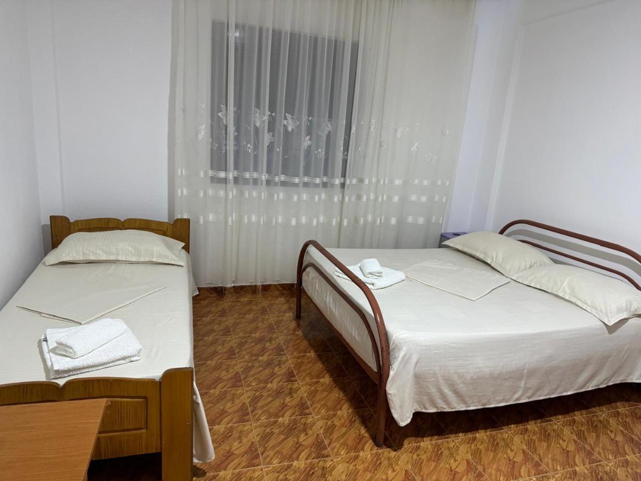 Melas Villa Durrës Kültér fotó